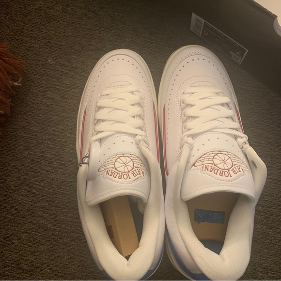 Air Jordan 2 retro Unc to Chicago - Picture 1 of 9